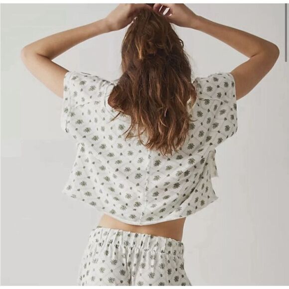 intimately free people organic cotton tee Cropped Oversized Size S - Picture 2 of 3